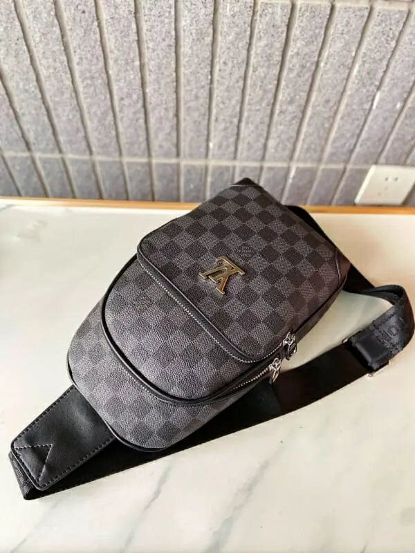 louis vuitton aaa homme mini sac a main s_124a72a4